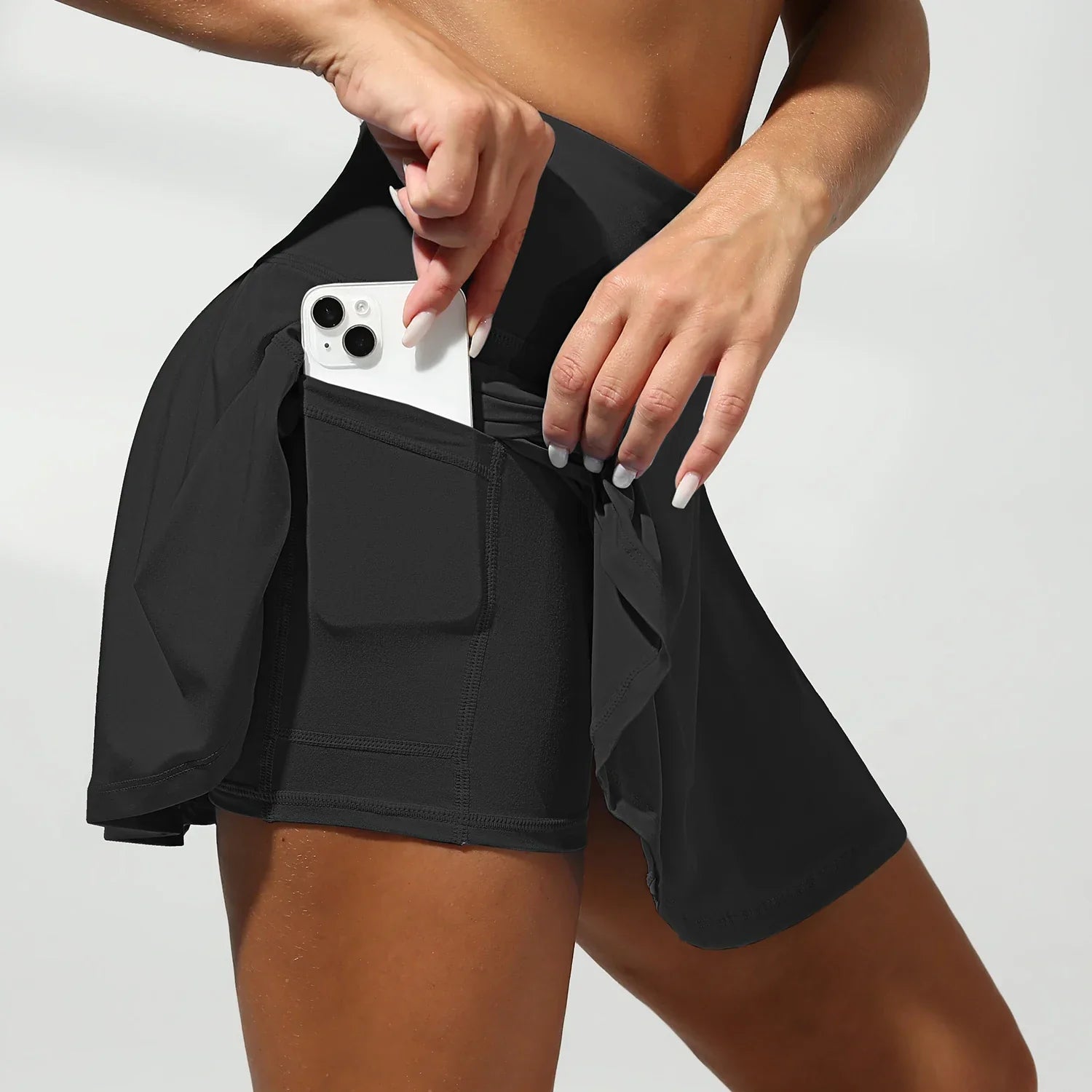 חצאית טניס בגזרת מיני- אור